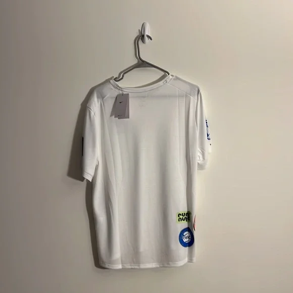 NWT Men's Nike Dri-FIT Miler NYC Running Shirt, White, L DN7509 100 - Picture 2 of 6